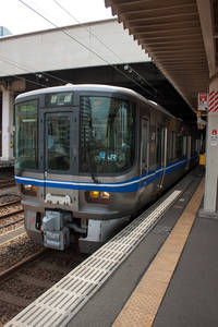521系富山行き
