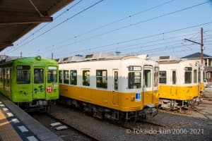 仏生山駅に止まっている車両