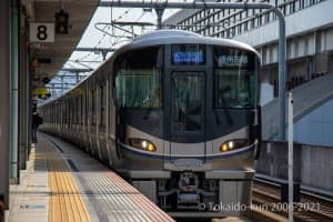 225系100番台LEDライト車